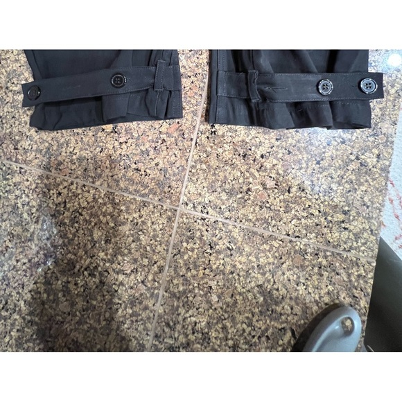 Sanctuary Harper cargo pants with button tabs at cuffs. 6 pocket styling. - Picture 2 of 7